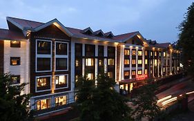 Ramada By Wyndham Gangtok Hotel & Casino Golden